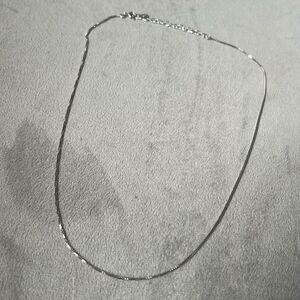 Thin Silver Necklace - Very Thin Chain - BRAND NEW - Short Necklace